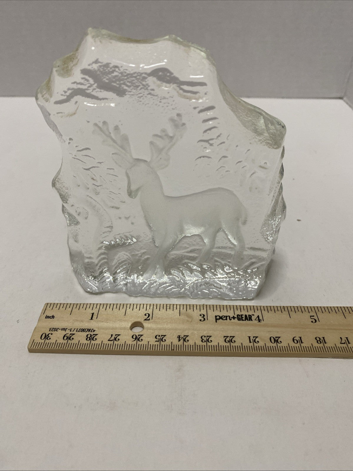 Vintage Clear Glass Deer Paperweight Sculpture 4”x5” Etched Forrest Scene