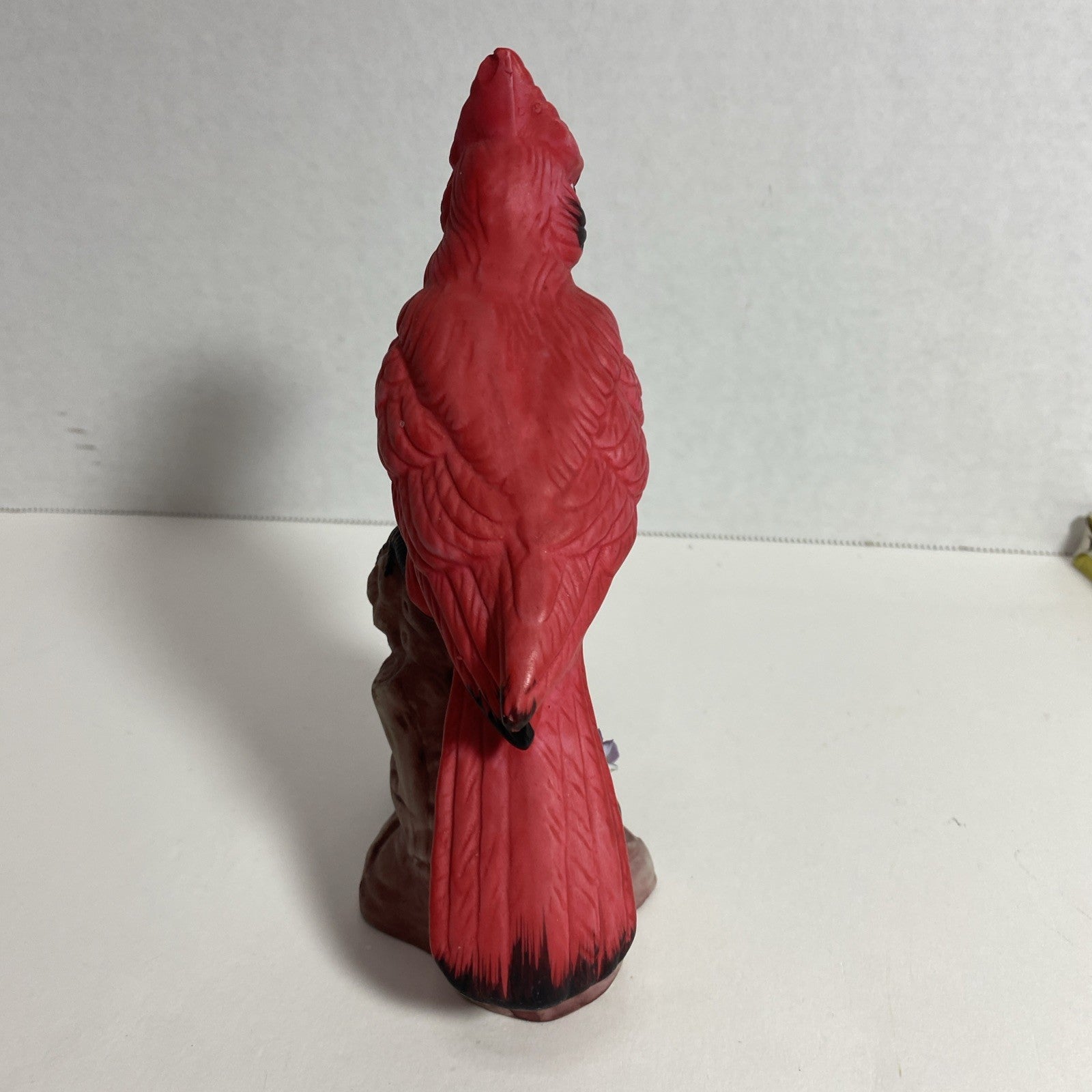 6.75" Tall Cardinal Figurine: Handpainted: Made in Taiwan: NO CHIPS
