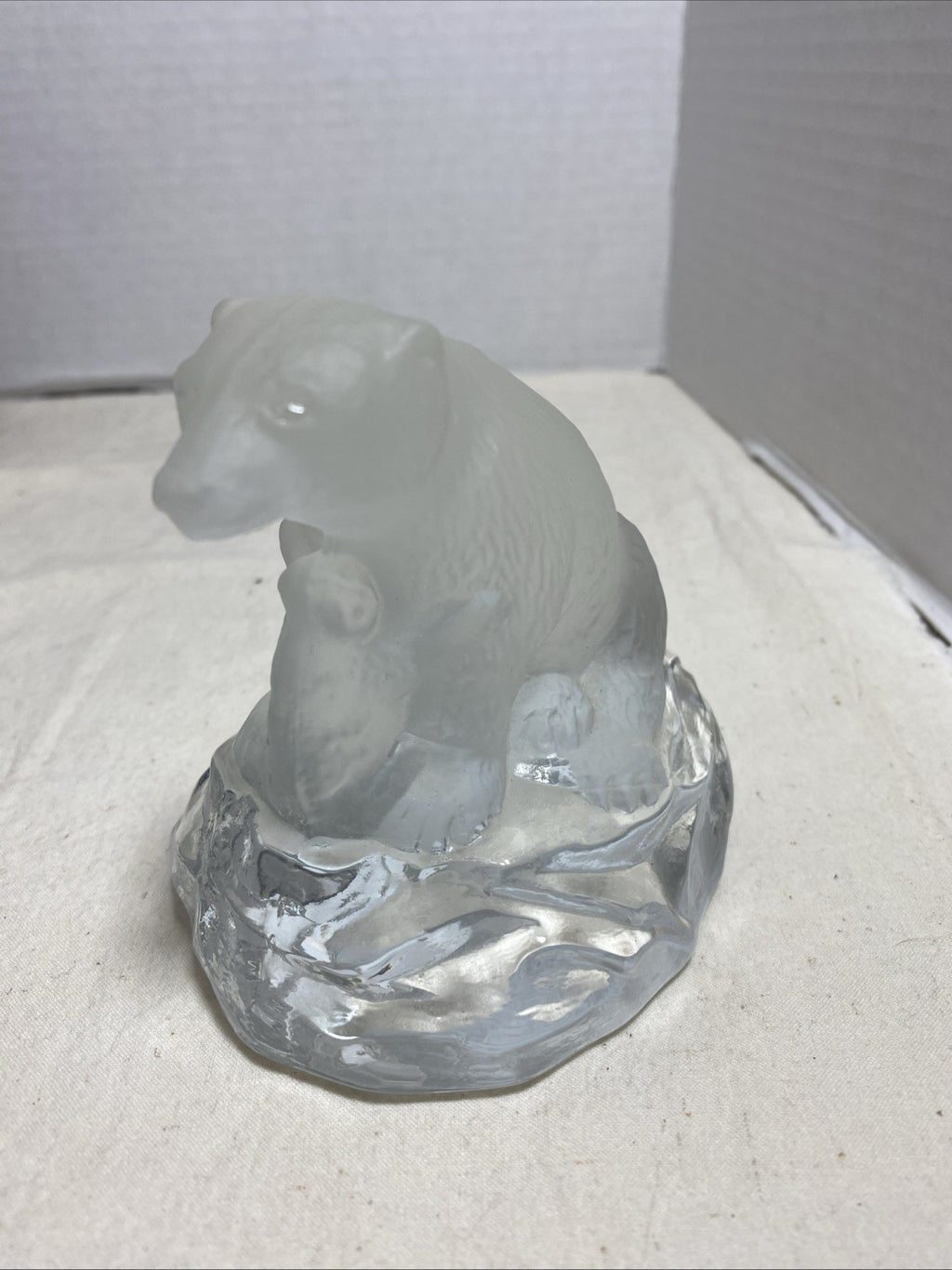 SEA Glasbruk Kosta Glass Polar Bear Figurine Vintage 1970s Made in Sweden