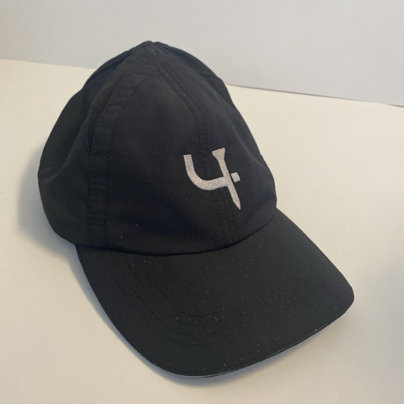 Ponyflo Womens Golf Cap SP4 Logo. Black. New