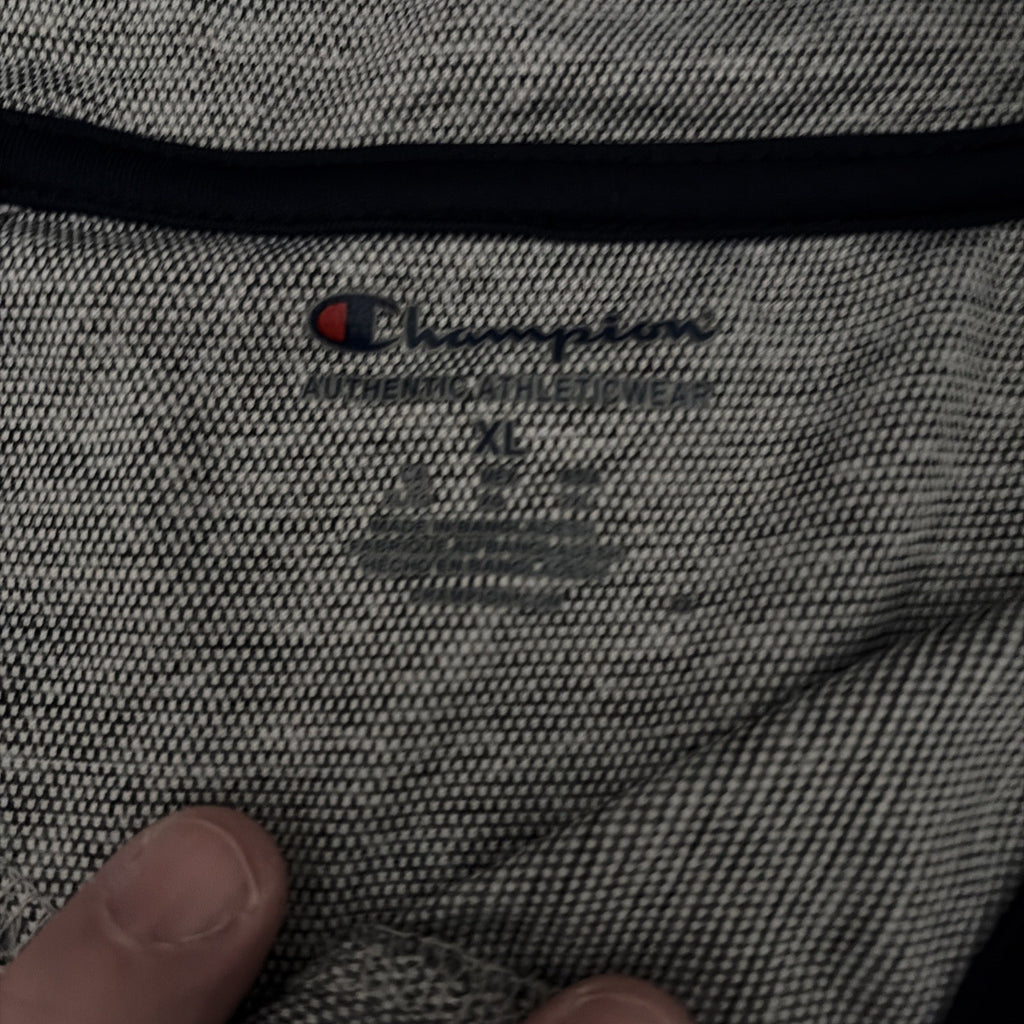 Champion Men’s XL University Of Toledo Rocket Quarter Zip Long Sleeve Pullover G