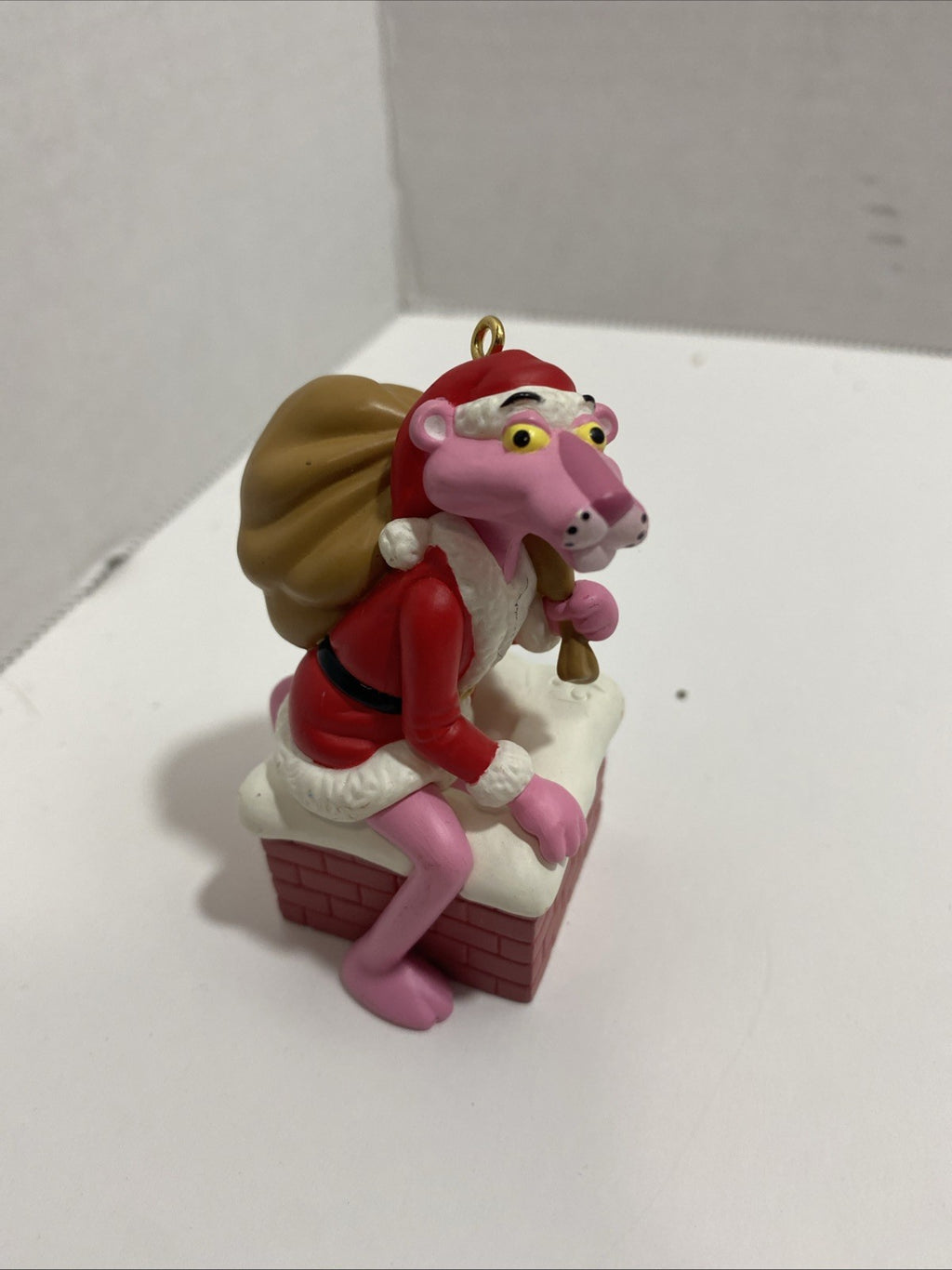 Hallmark Keepsake Ornament - The Pink Panther - 1993 - 