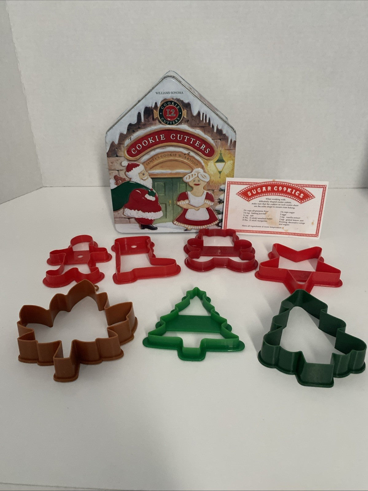Williams Sonoma Santa's Cookie Workshop Cookie Cutters Decorative Tin 7 Cutters