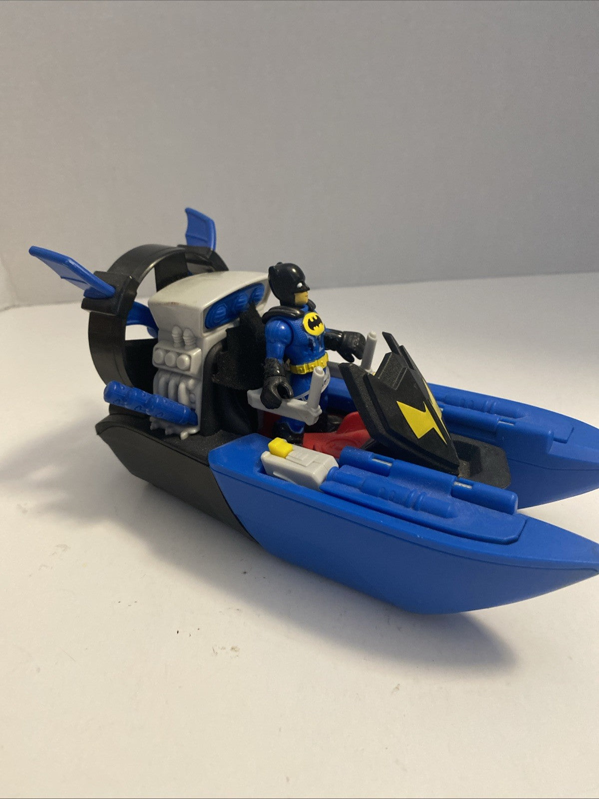 2014 Fisher Price Imaginext DC Batman Bat Boat No Missiles With Figure Airboat 