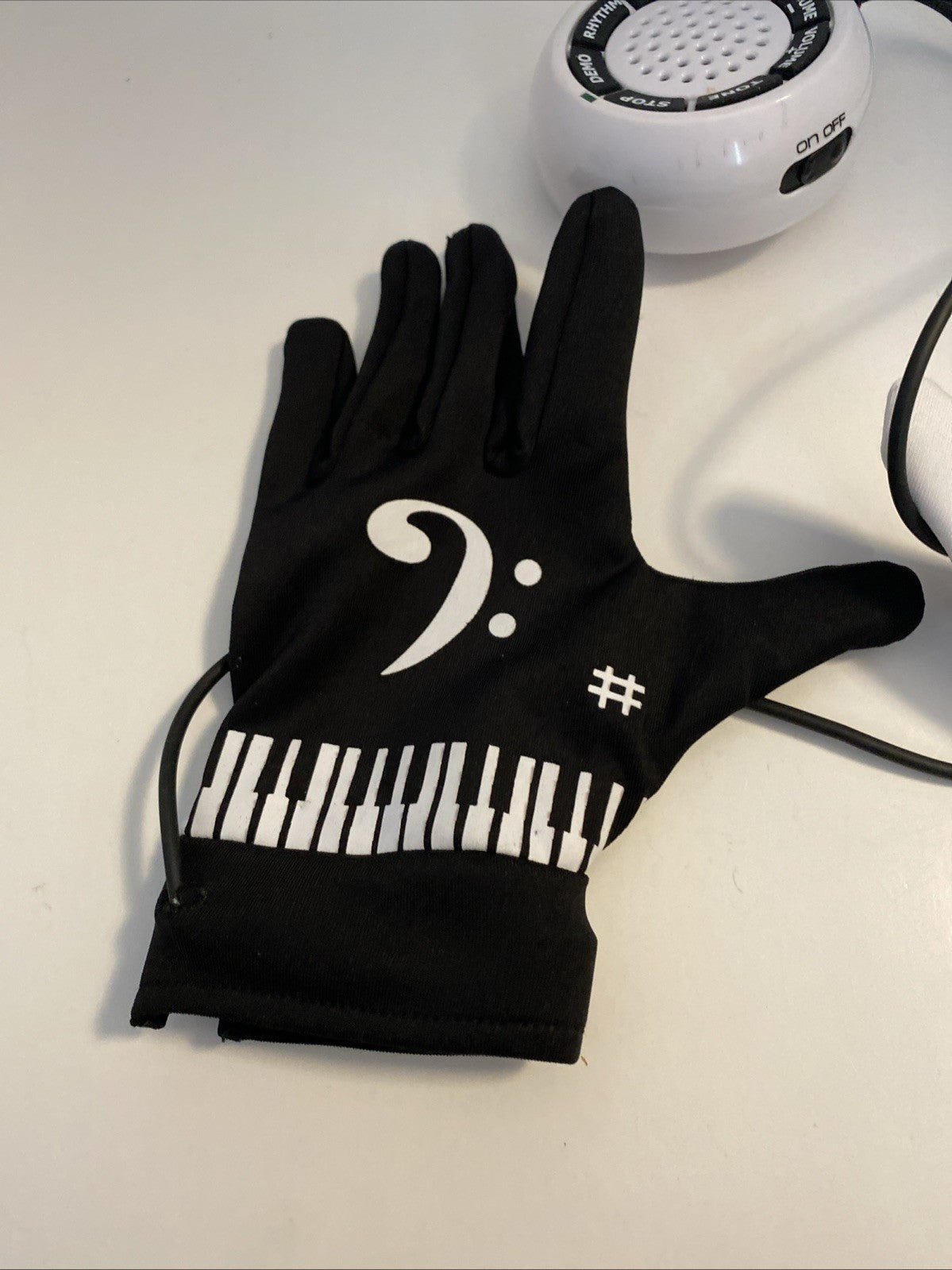 215 X 150mm Electronic Piano With Various Sounds For All Ages