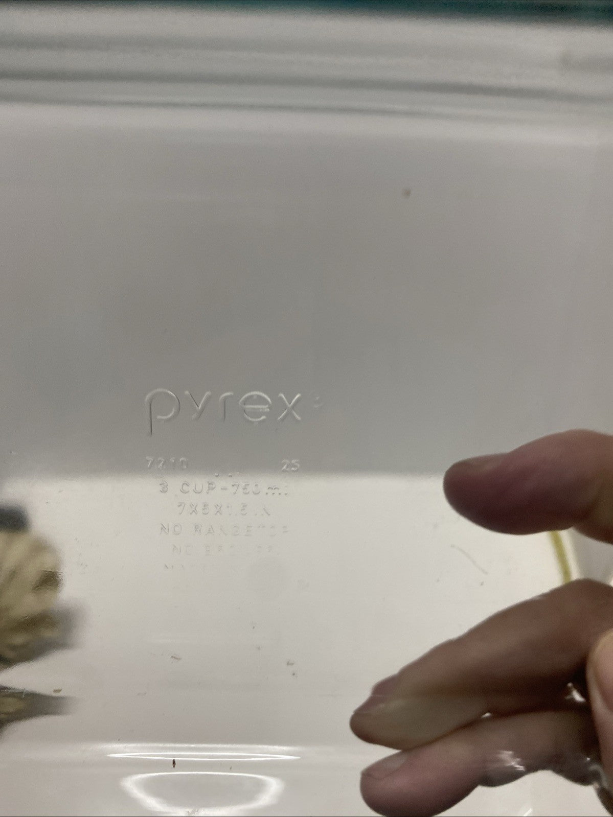 Vintage  PYREX 3 Cup Aqua Glass Baking Pan 7210 7" x5" x 1.5"  Made In USA