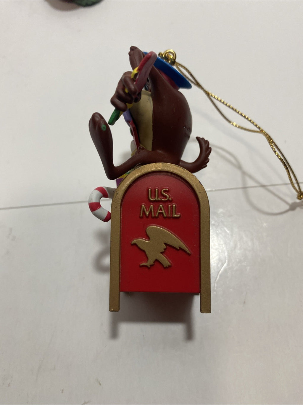 1996 Warner Brothers Tazmanian Devil Christmas Ornament Postman Taz