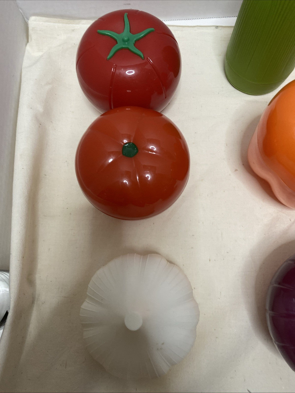 Vegetable Veggie Keeper  Set of 9