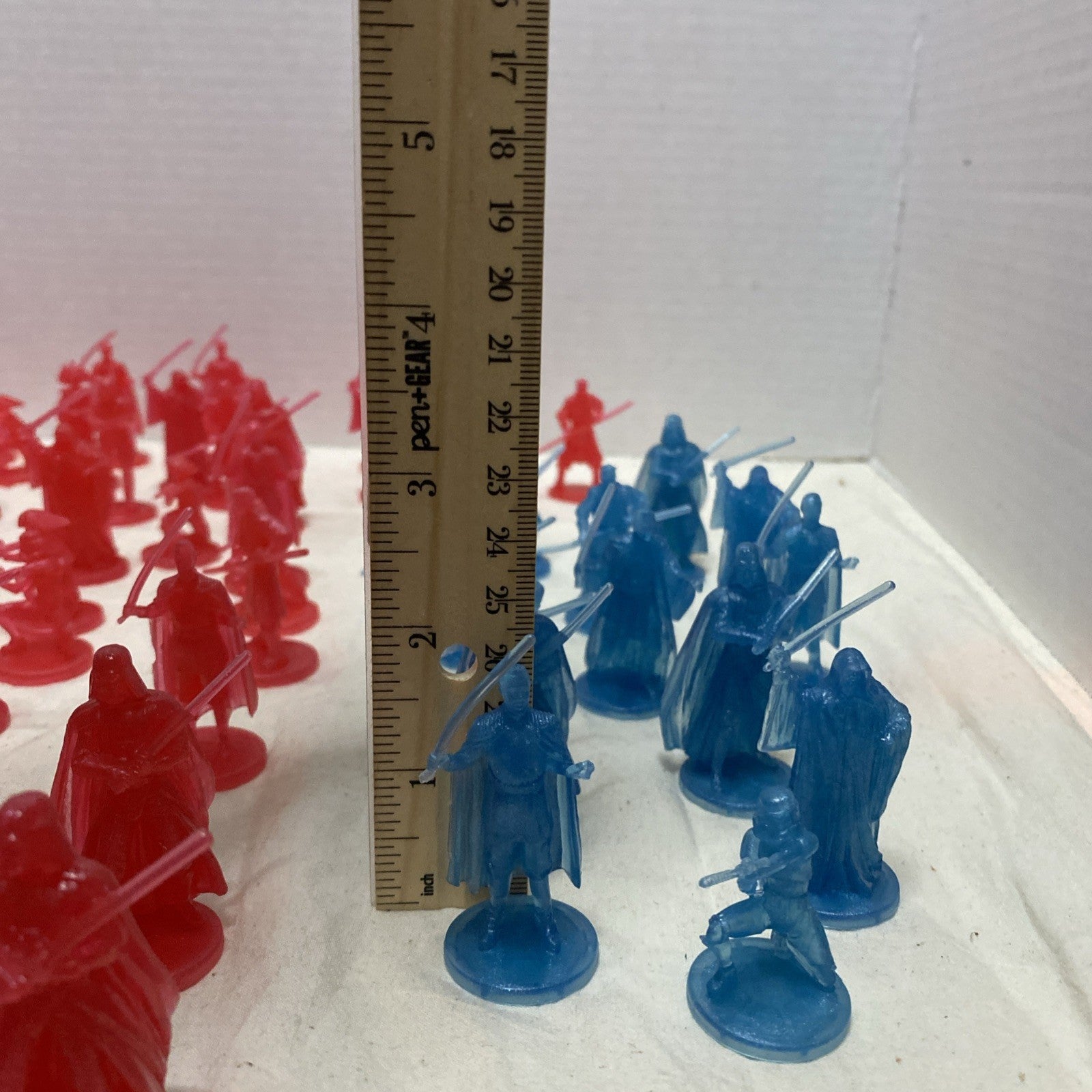 72 Star Wars Loose Hologram Red Blue Mini Figures - Star Wars Saga 2006-2007