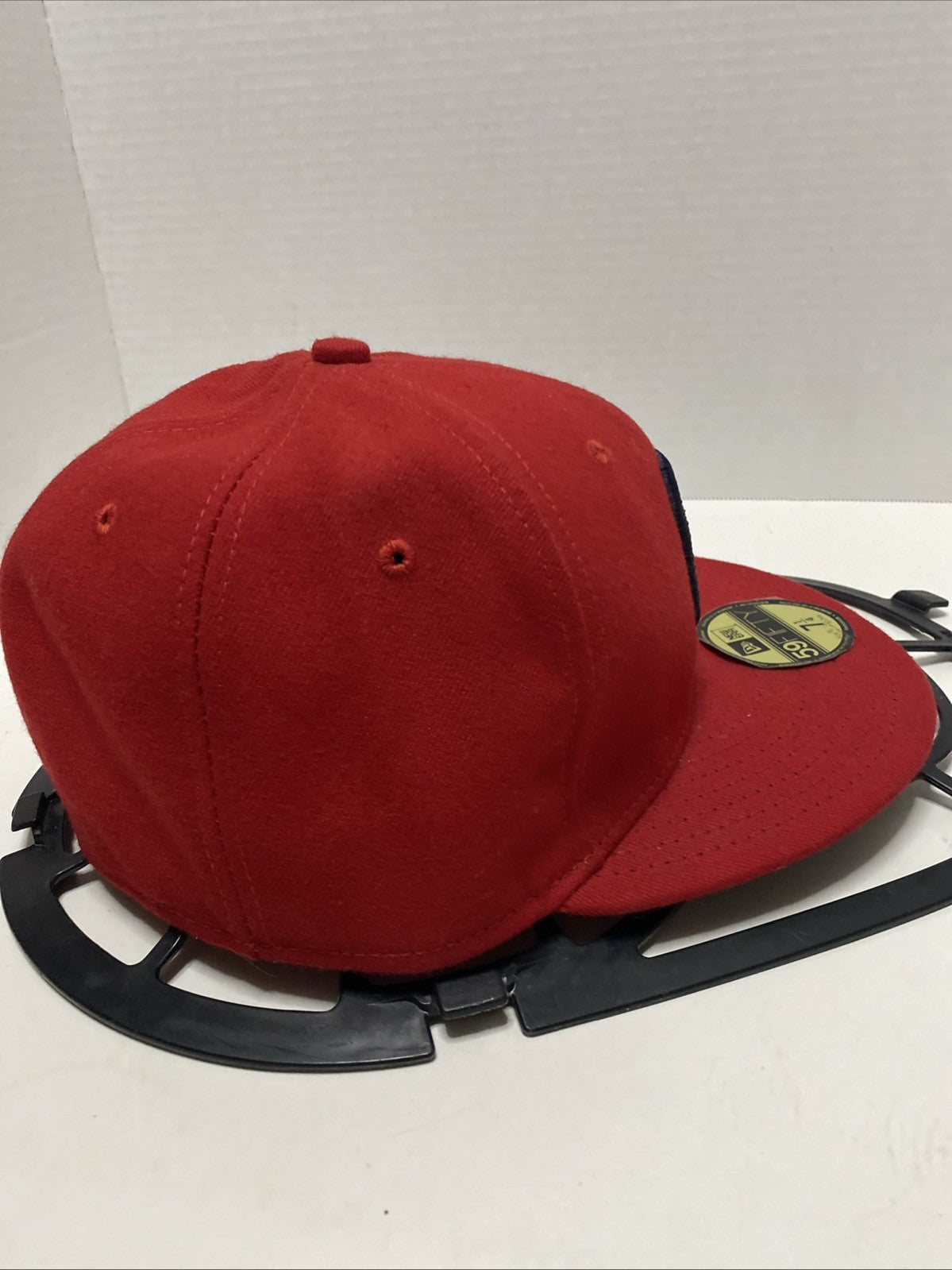 Cleveland Indians 2017 NE On-Field Low Profile ALT Fitted Hat-Red