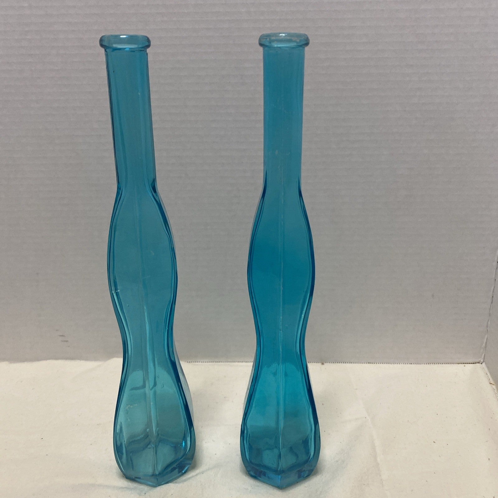 Vintage Curvy Turquoise Glass Vases Aquamarine Bud Vase for Flowers