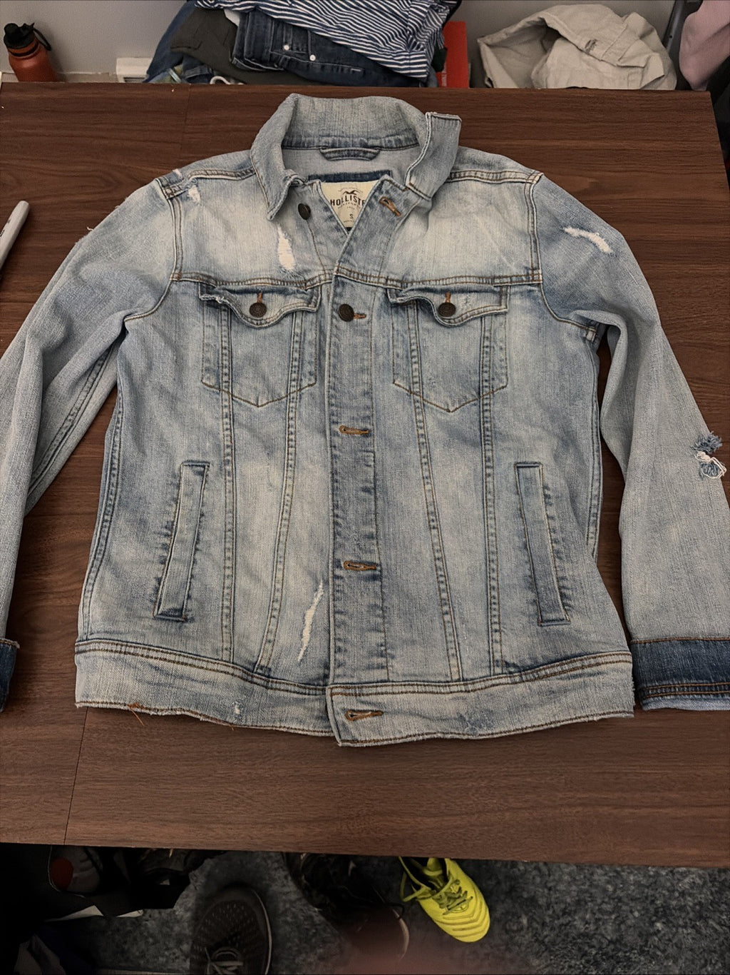 HOLLISTER Advanced Stretch Distressed Denim Jean Jacket Men S