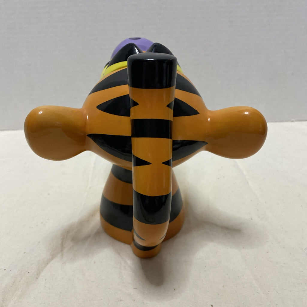 VTG DISNEY CHARACTER SHOWCASE TIGGER'S HEAD TEAPOT 2001 Limited Edition