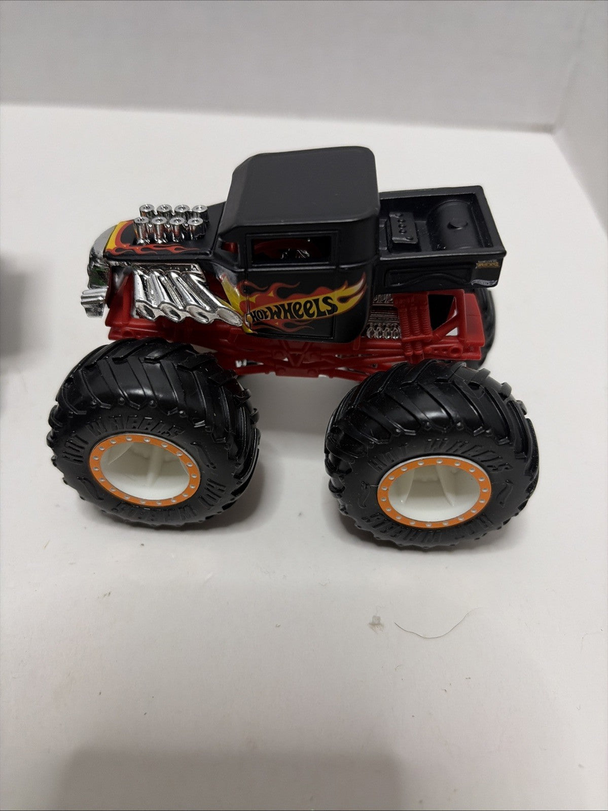 Monster Jam Lot Of 7 Diecast 1:64 Scale Monster Trucks