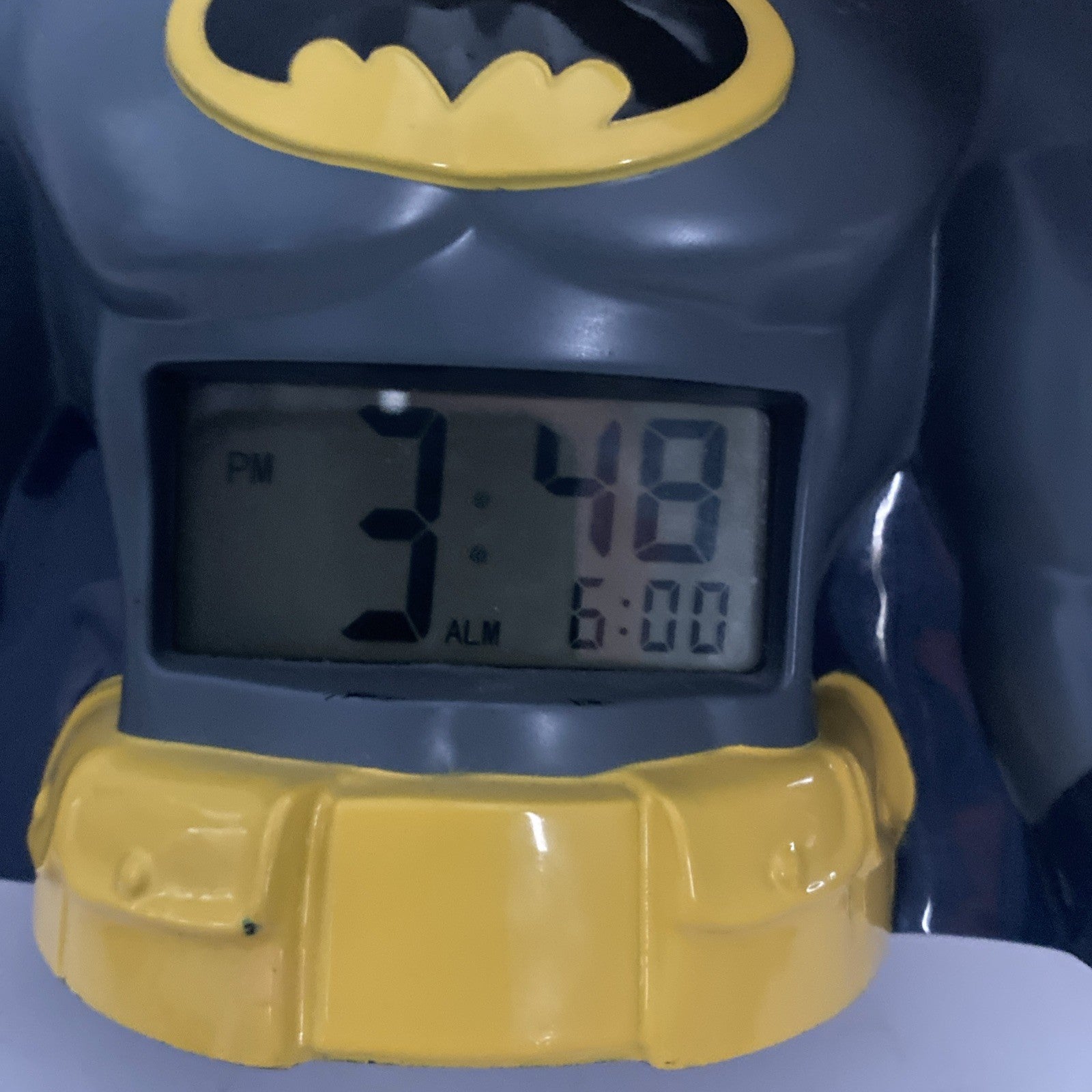 Vintage Batman Bust DC Comics Digital Clock 8" x 8" Rare