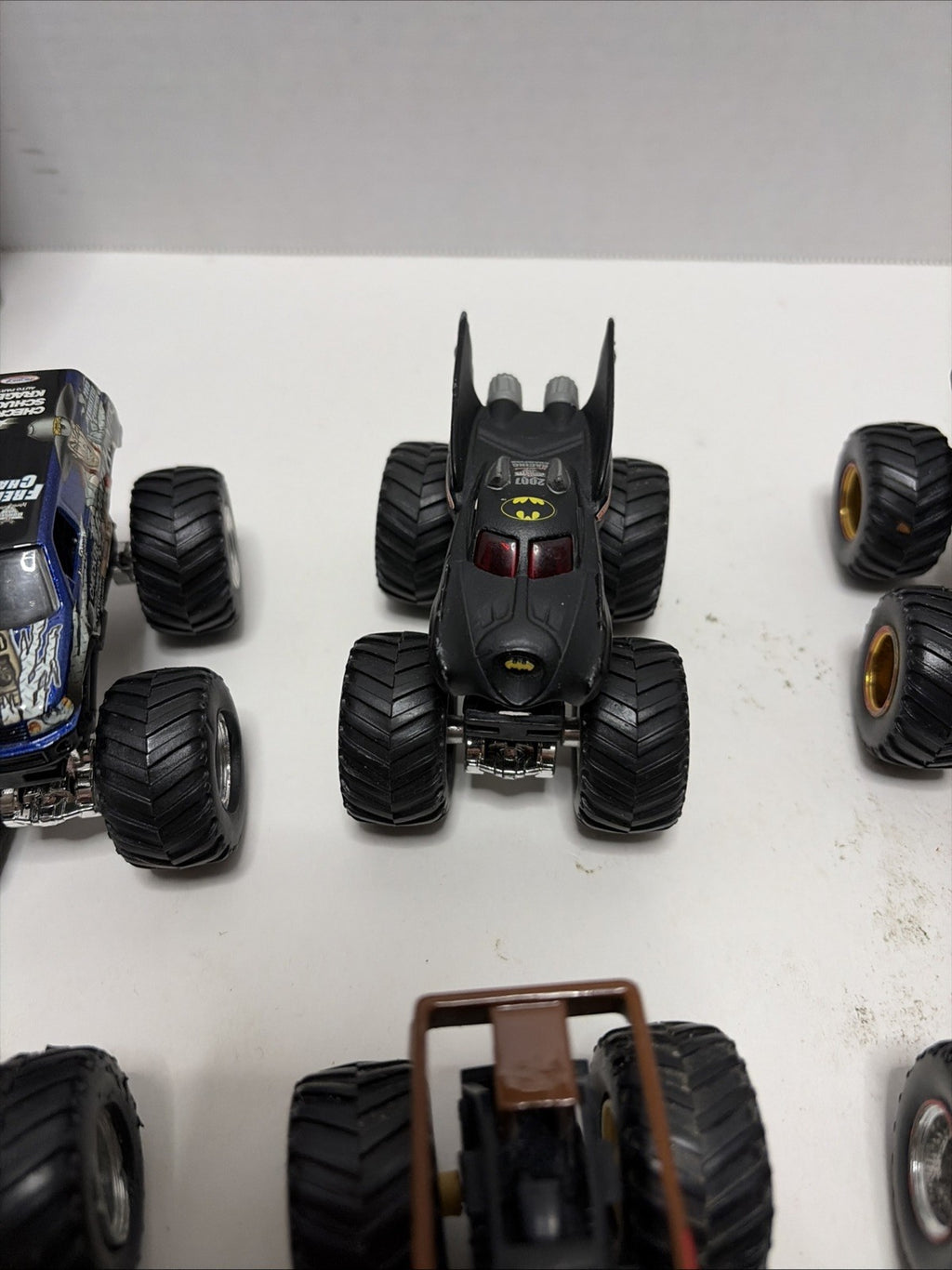 Monster Jam Lot Of 8 Diecast 1:64 Scale Monster Trucks