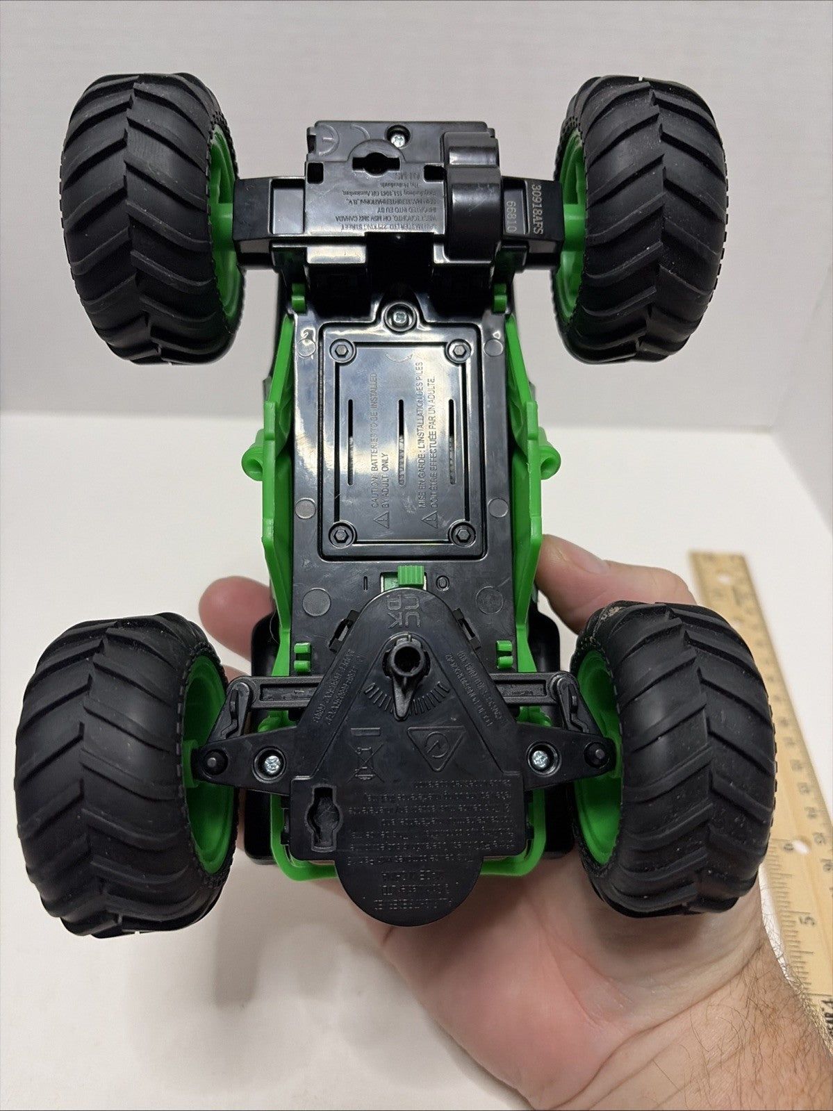 Hot Wheels Monster Jam Trucks Lot Of 2. 4”x7”. See Pic Batman And Grave Digger