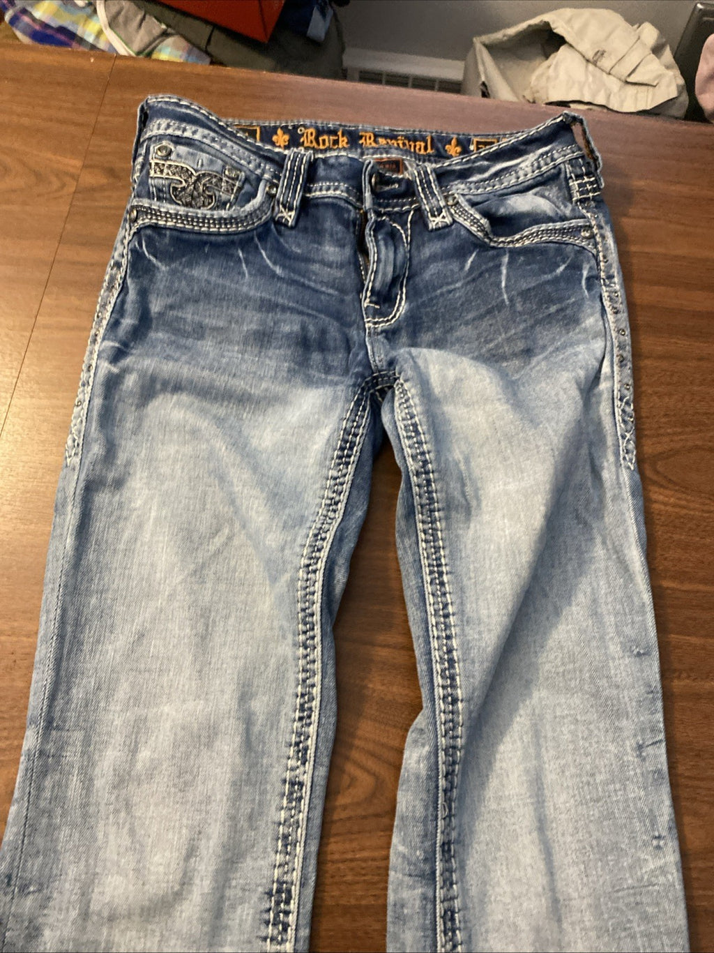 rock revival jeans womens 28x32 bootcut Mid-rise Yanka