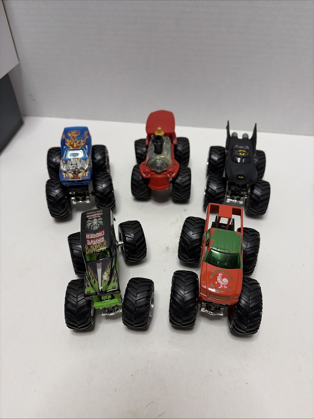 Monster Jam Lot Of 5 Diecast 1:64 Scale Monster Trucks