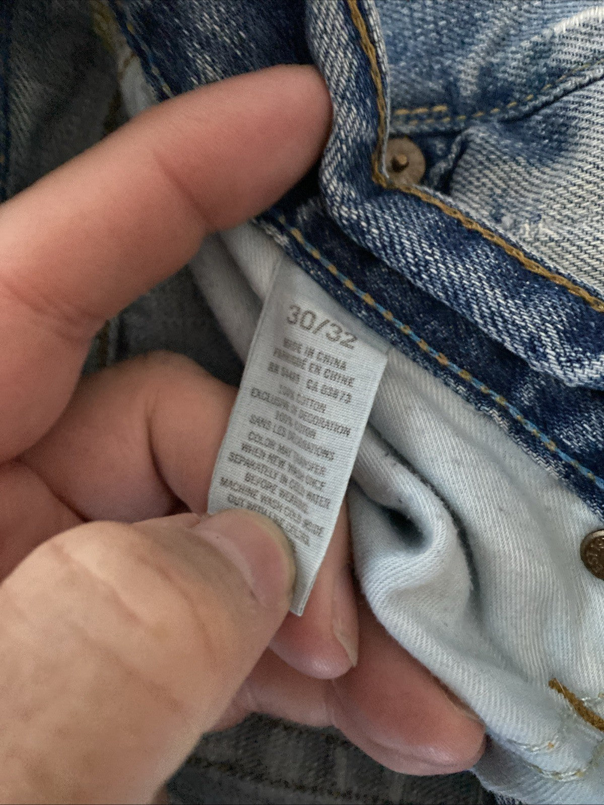 AMERICAN EAGLE Men’s Airflex + Skinny 30x32  Distressed Destroyed Denim  Jeans