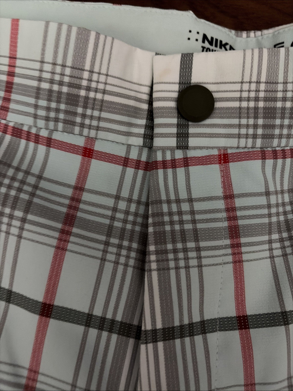 Nike Golf Men’s Plaid Shorts Size 38