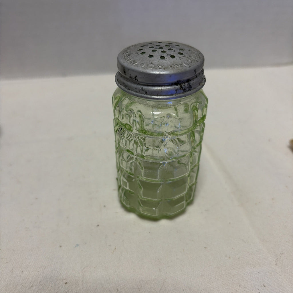 Vintage Uranium Waffle Block Or Cross-Cross Hazel Atlas Salt Shaker 1930s Glows