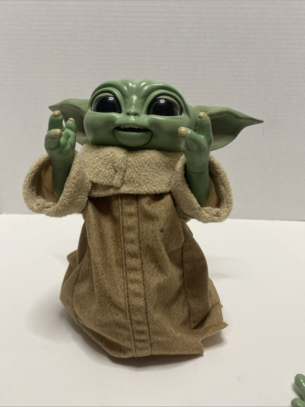 Hasbro Star Wars Talking Mandalorian Baby YODA 8”Grogu The Child 2021 Works