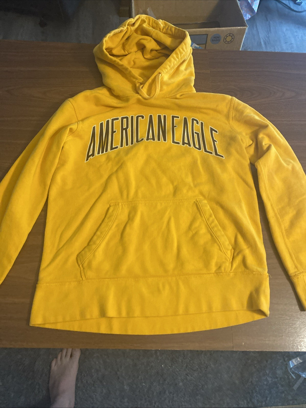 American Eagle hoodie extra small long sleeve kangaroo pocket