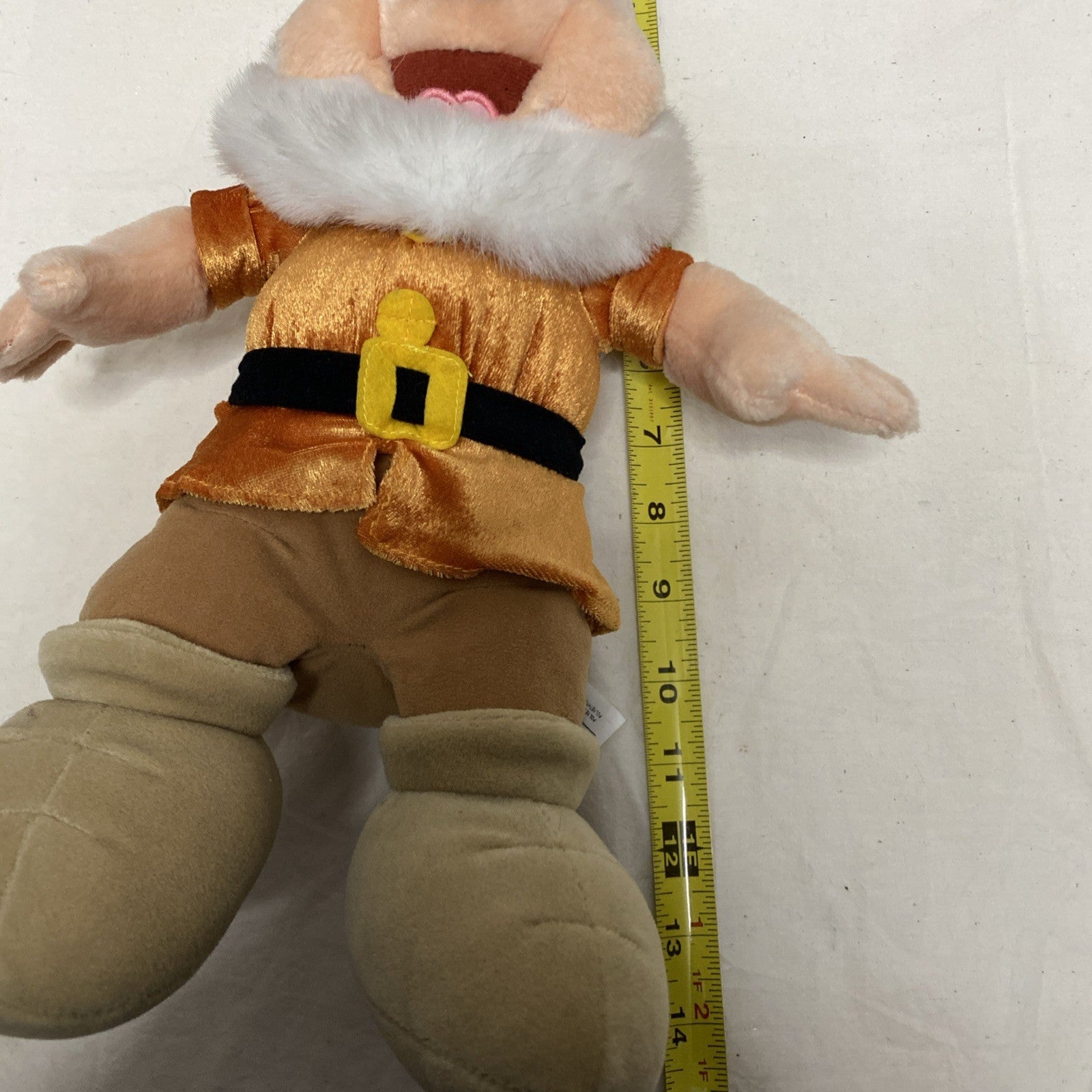 DISNEY Snow White SEVEN DWARFS "DOC" Original Stuff Plush Storybook Character