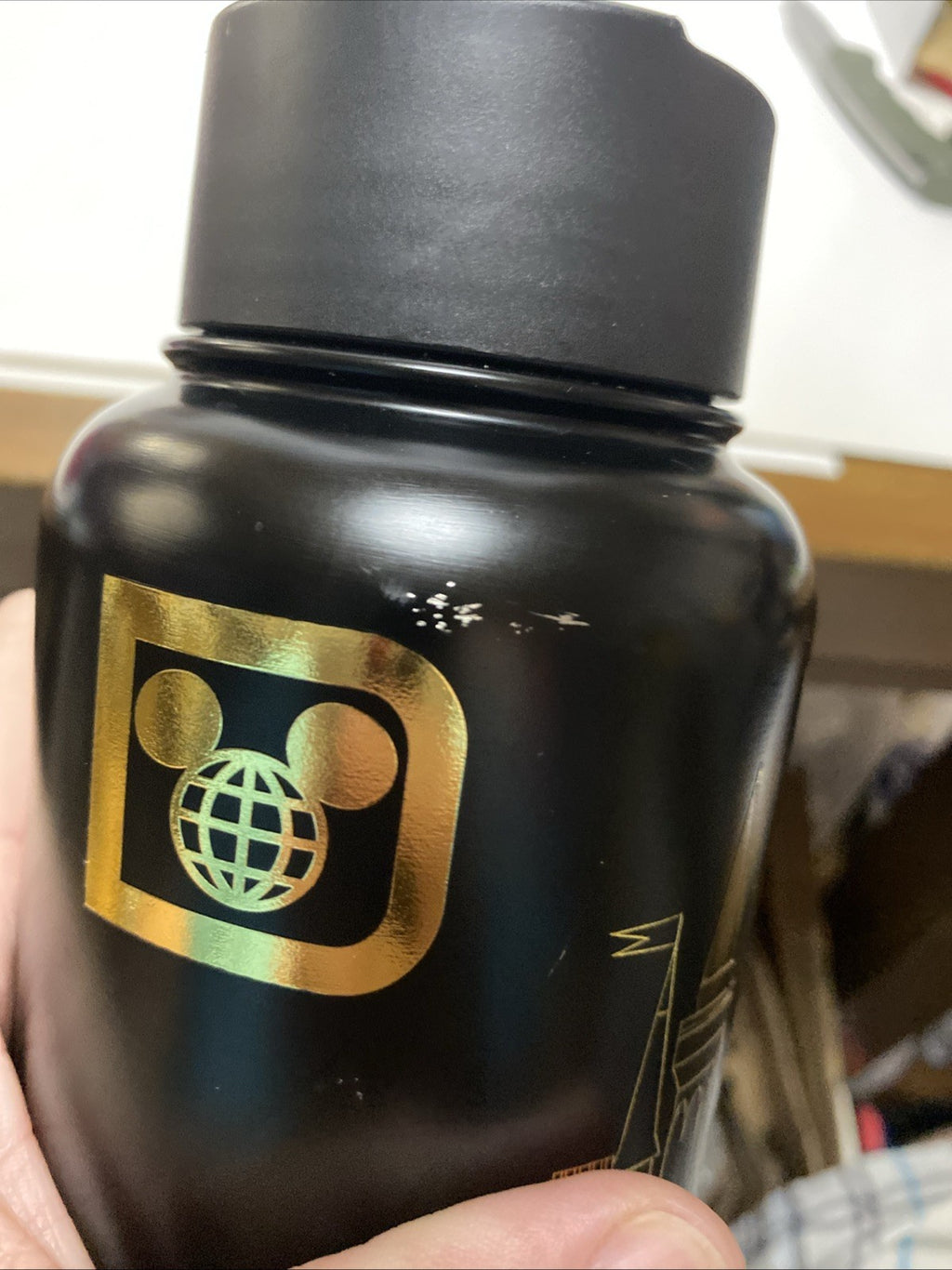 Walt Disney World Cinderella Castle Black & Gold Outline 31.5 oz Tumbler Bottle