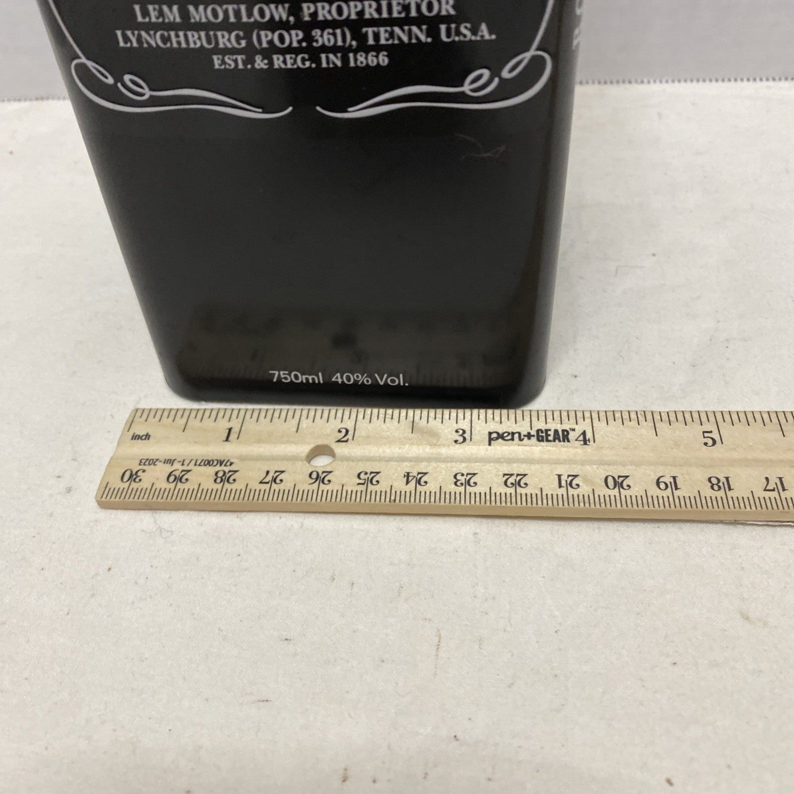 Jack Daniel’s Whiskey Tin Hinged Metal Old No. 7 Storage Man Cave Advertising