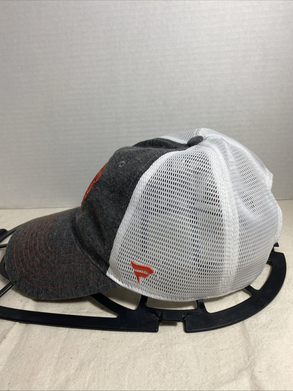 Chicago Bears Fanatics Gray White Trucker Snapback Cap Hat Embroidered Logo