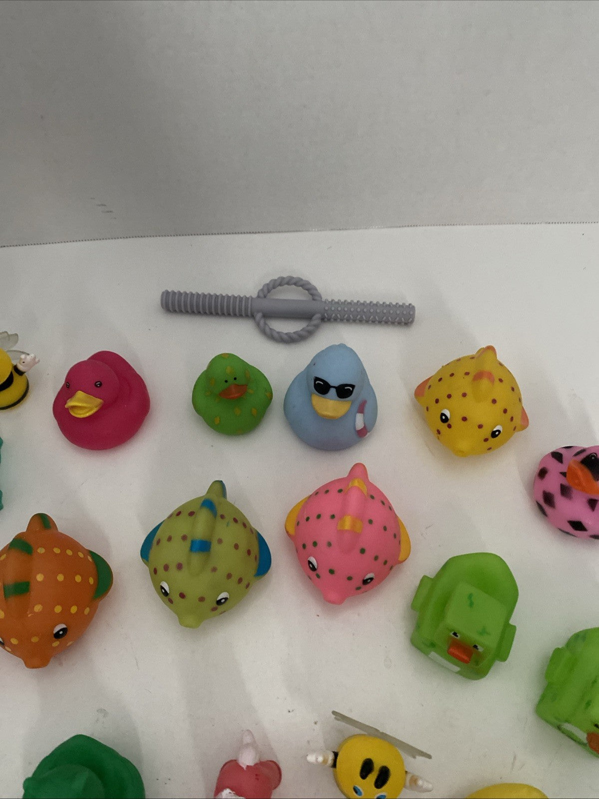 MIXED LOT OF 19 Jeep Cruising Cruise Duck Ducking RUBBER DUCKY DUCKIE BATH TOY