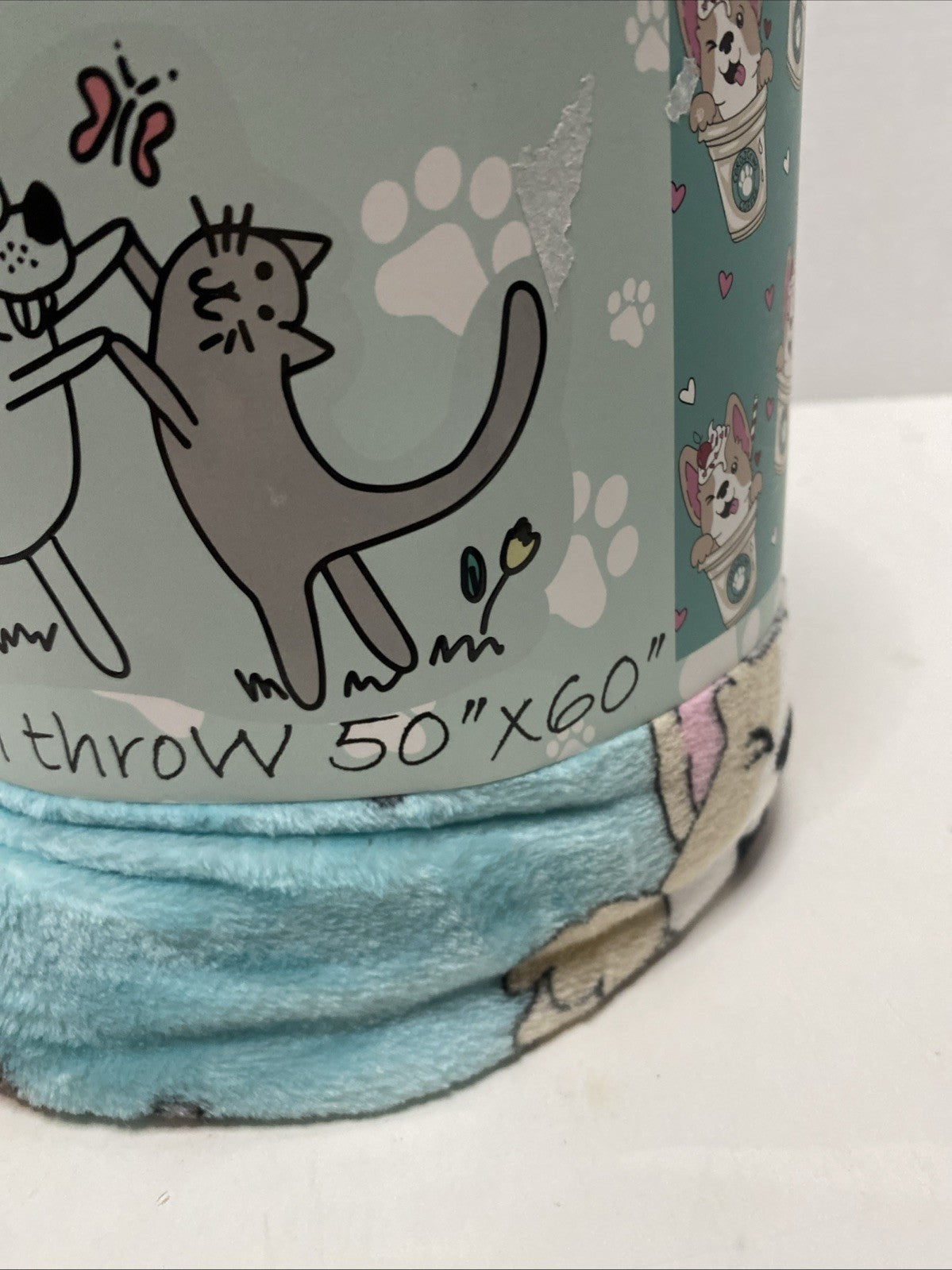 Frankie & June Cute/Puppy Dogs with Glasses White Plush Throw Blanket 50x60 NEW