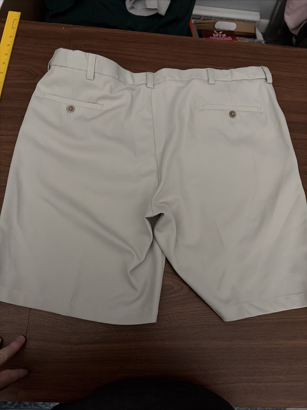Men’s Cool 18 Pro Golf Shorts Size 42 Tan