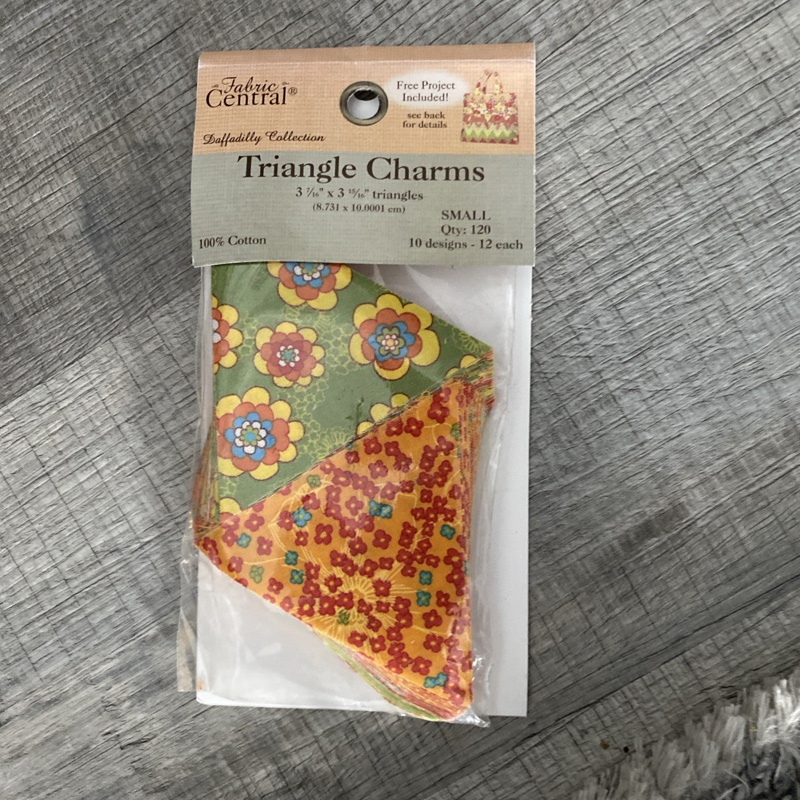 FABRIC CENTRAL TRIANGLE CHARMS, NIP, FREE PROJECT INCLUDED