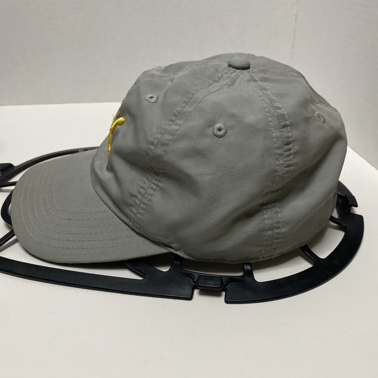 Puma golf ball cap adjustable back one size gold puma