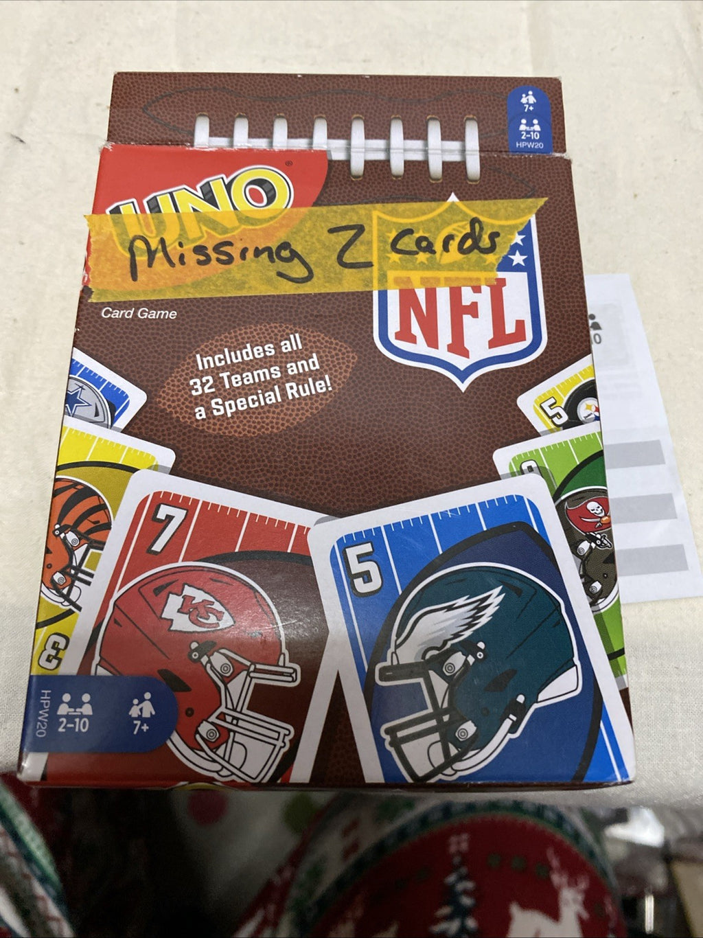 UNO NFL Special Edition Card Game Includes 30 Cards Teams & Special Rule!