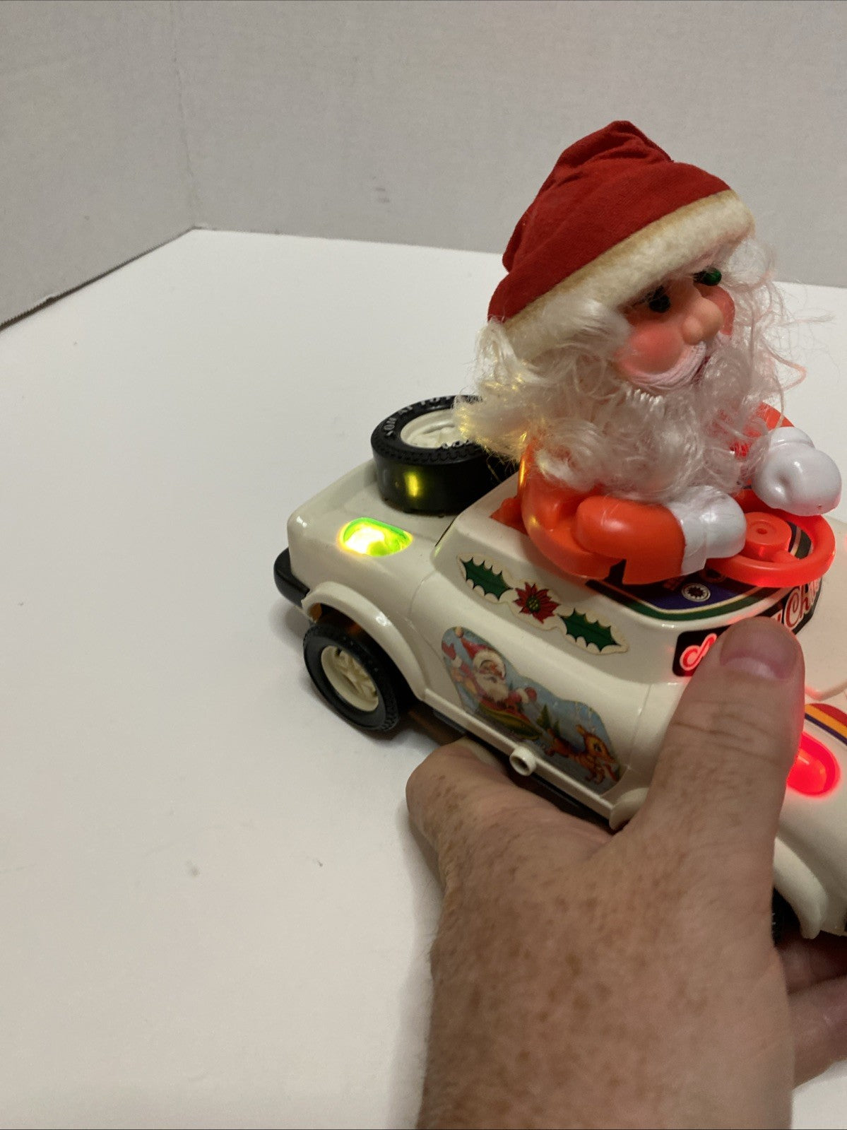 Vintage Santa Cartoon Car Light Up Bump & Go Action Son Al Toys 1983 Works Great