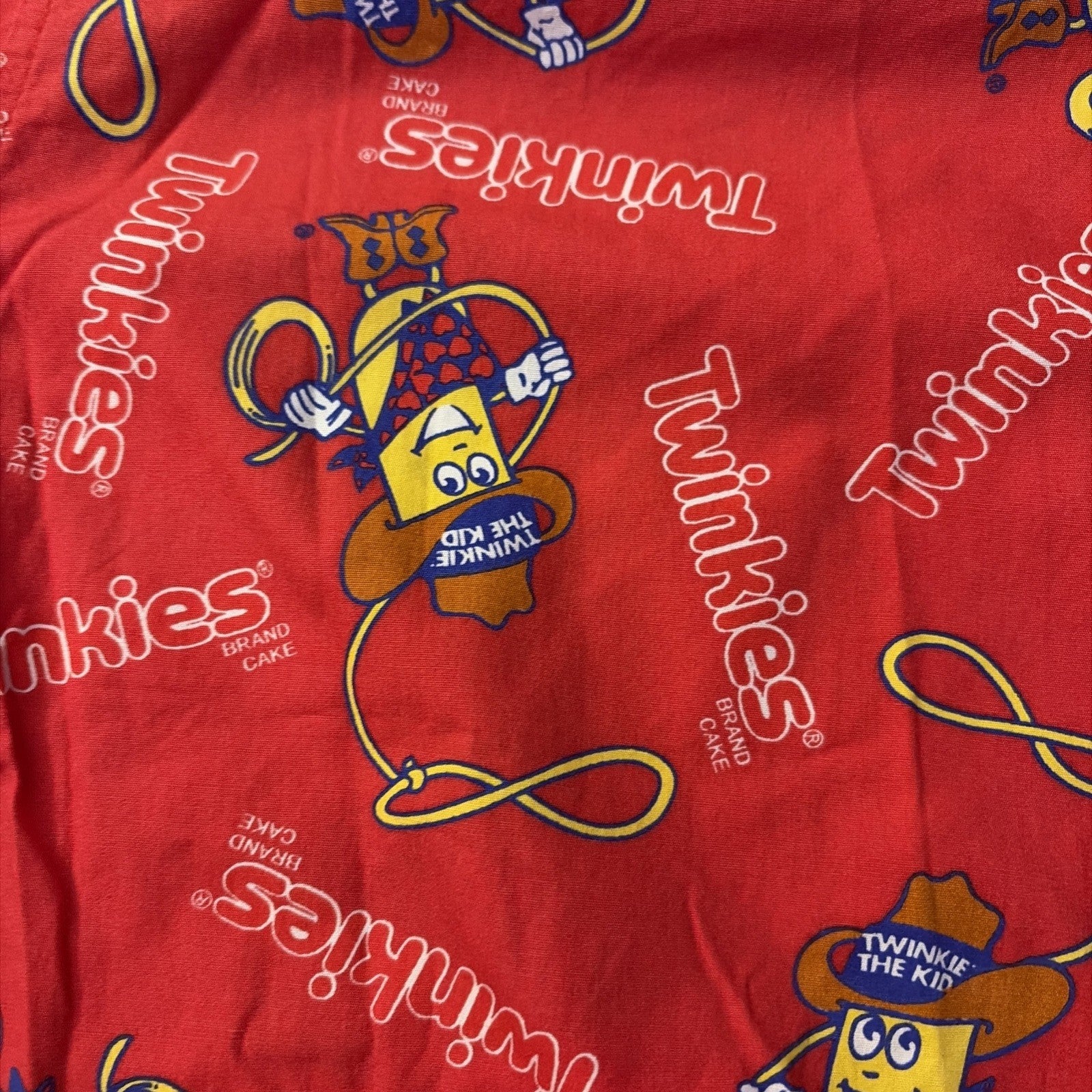 Hostess Men’s Medium Twinkie Hawaiian Shirt Short Sleeve Red