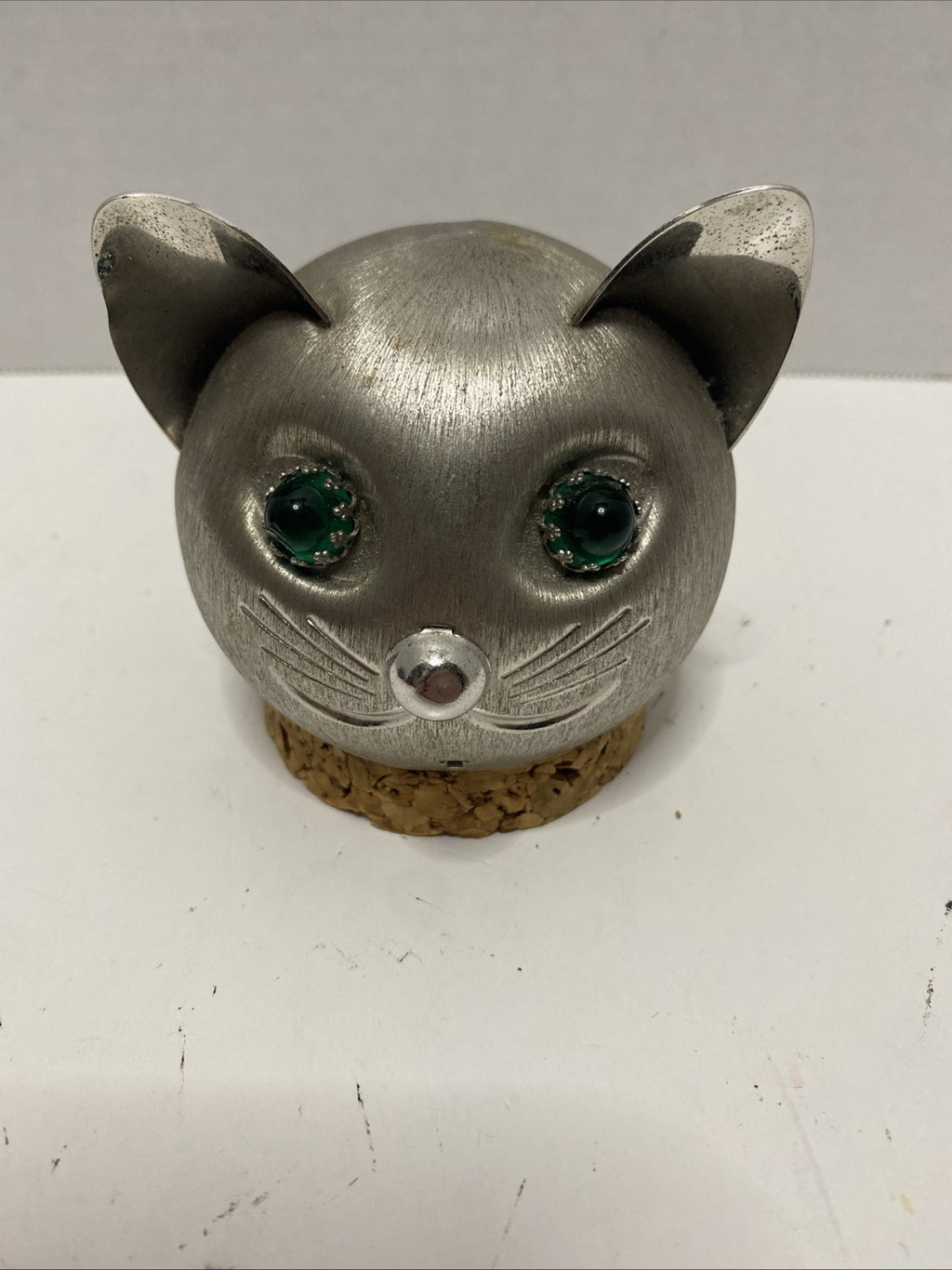 Vintage Napier Whisker Kitten Silver tone Bank Green Cabochon Eyes Cat Rare