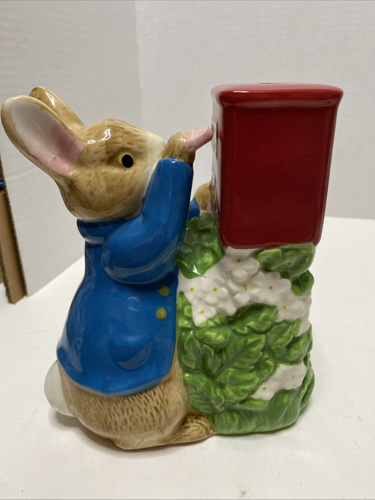 Beatrix Potter - Peter Rabbit - 'Posting A Letter' - Border Fine Arts - 2012