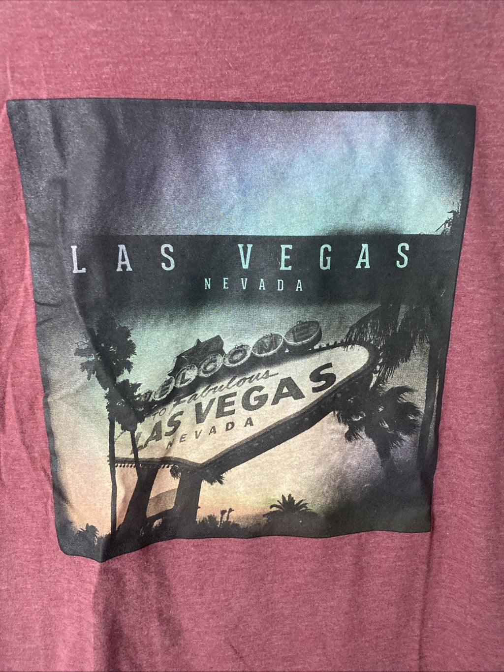 Men’s short sleeve Las Vegas Nevada T-shirt size medium maroon in color