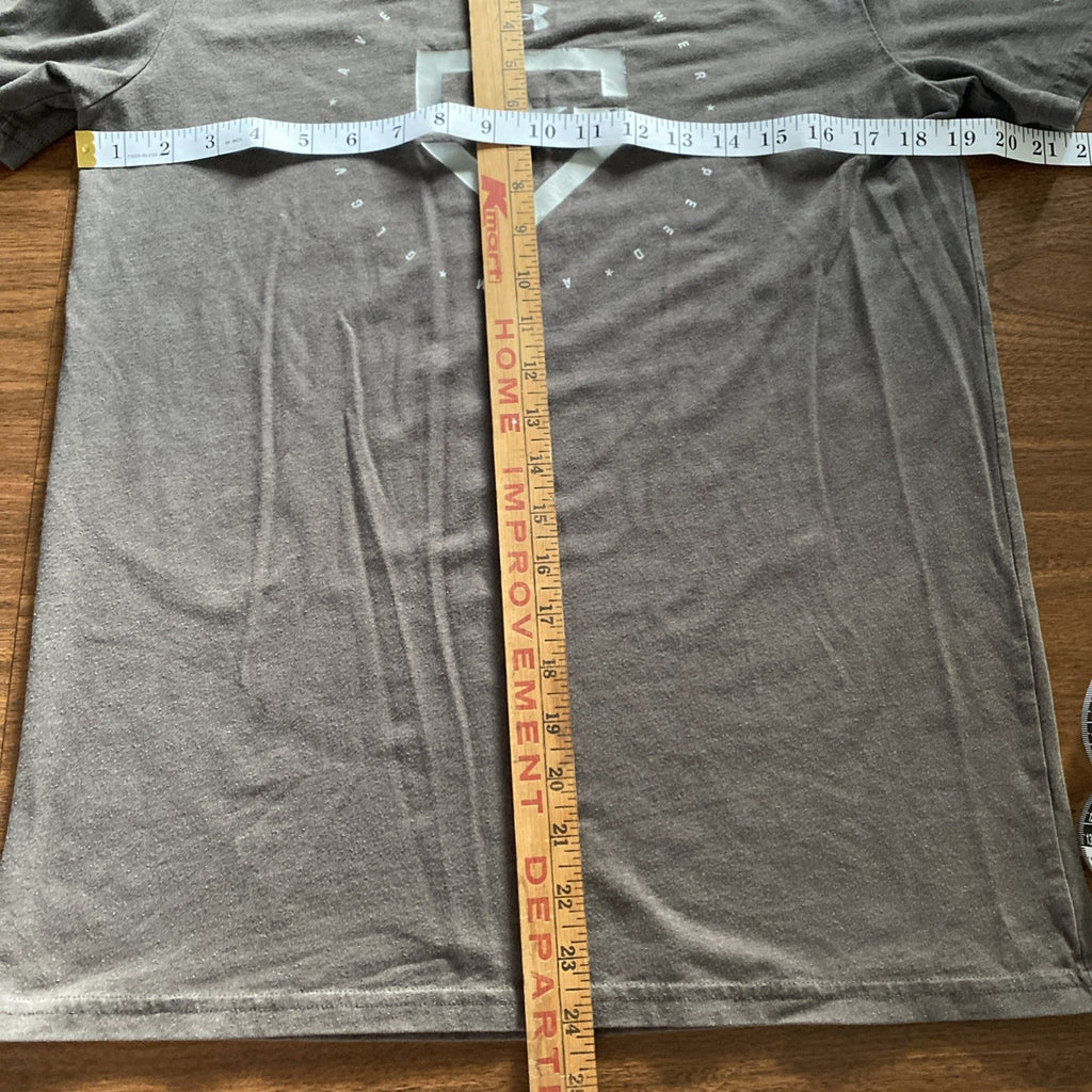 Under Armour youth extra large baseball T-shirt