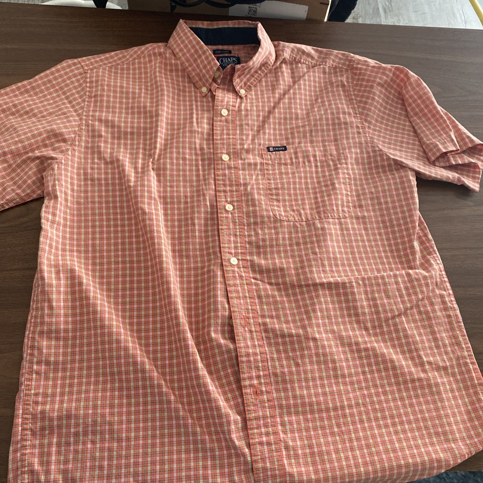 Chaps Easy Care Mens Shirt Orange & White Large Short Sleeve Button Plaid Pocket