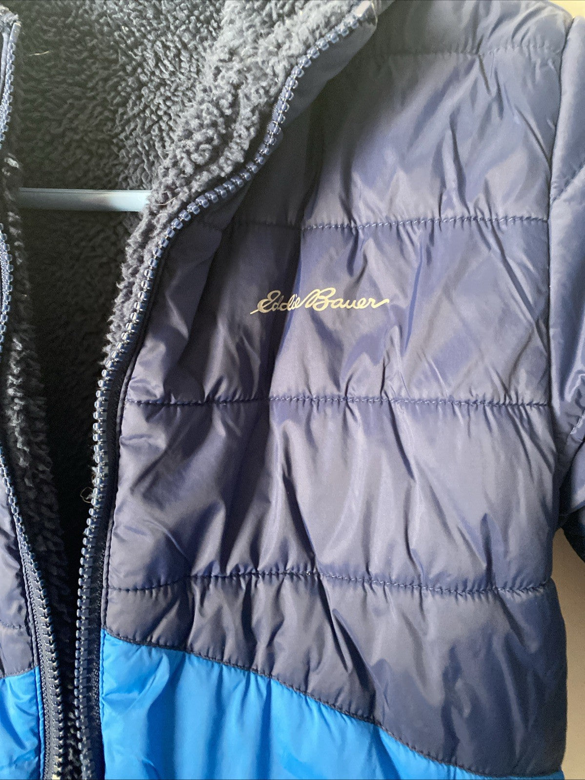 Eddie Bauer Boys Reversible Hooded Puffers Insulated Down Size 10-12