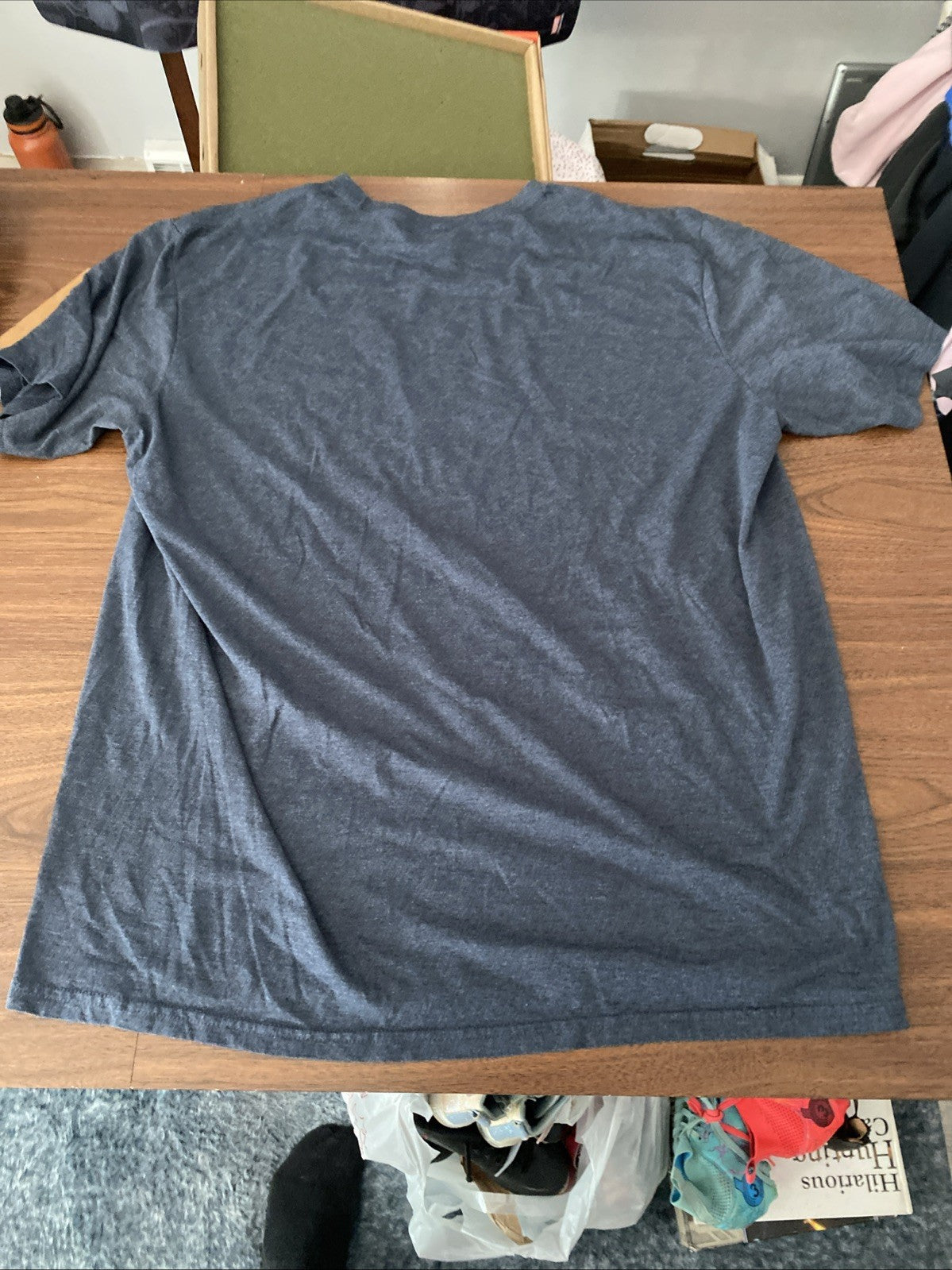Men’s extra-large tech bow bold championship 1991 T-shirt video 