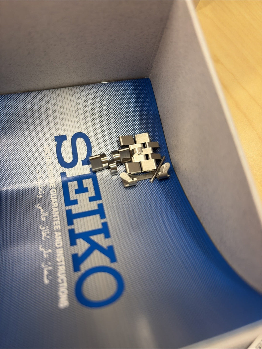 Seiko 5 38mm 5675-SNXS73  Automatic DayDate Stainless  Men's Xtra Band With Box