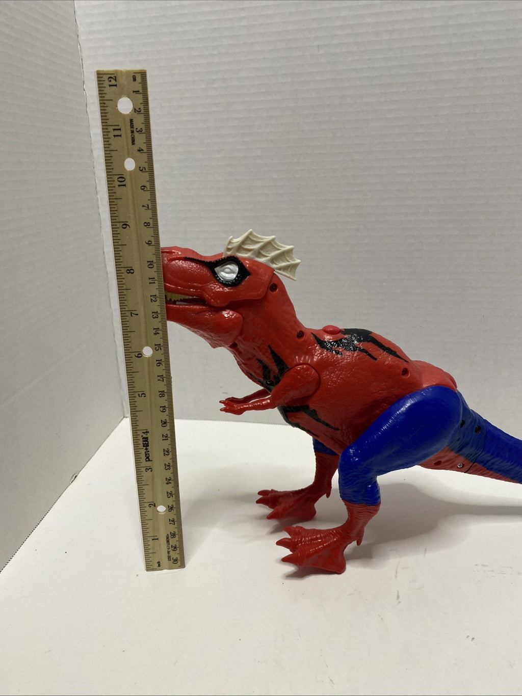 Hasbro Marvel Spider-Man Spider-Rex Web Chompin’ Dino Figure w/ Sounds