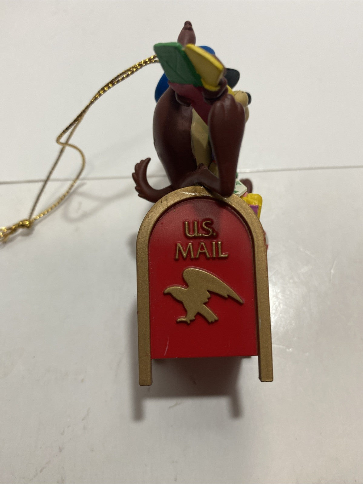 1996 Warner Brothers Tazmanian Devil Christmas Ornament Postman Taz